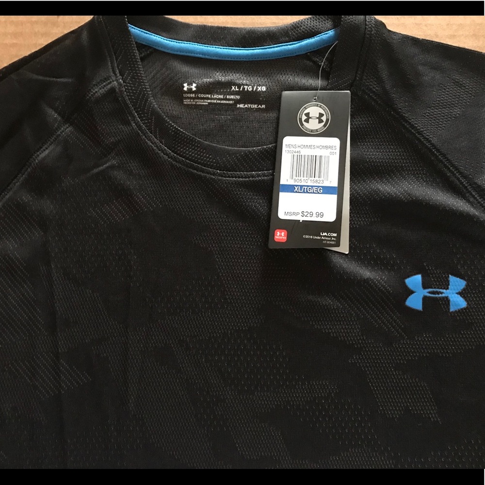 Men’s Under Armour Shirt - XL